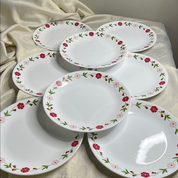 Corelle Spring Pink Pattern Full Size Dinner Plates Set of 8 White Pink Red - Picture 5 of 6
